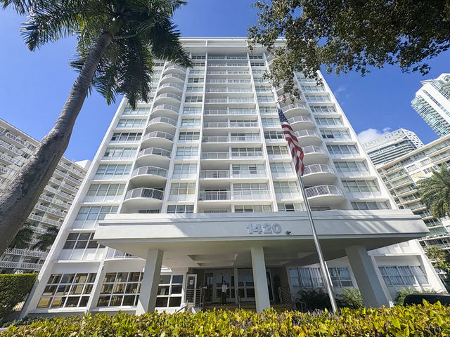 Bay Shore Place  photo 2